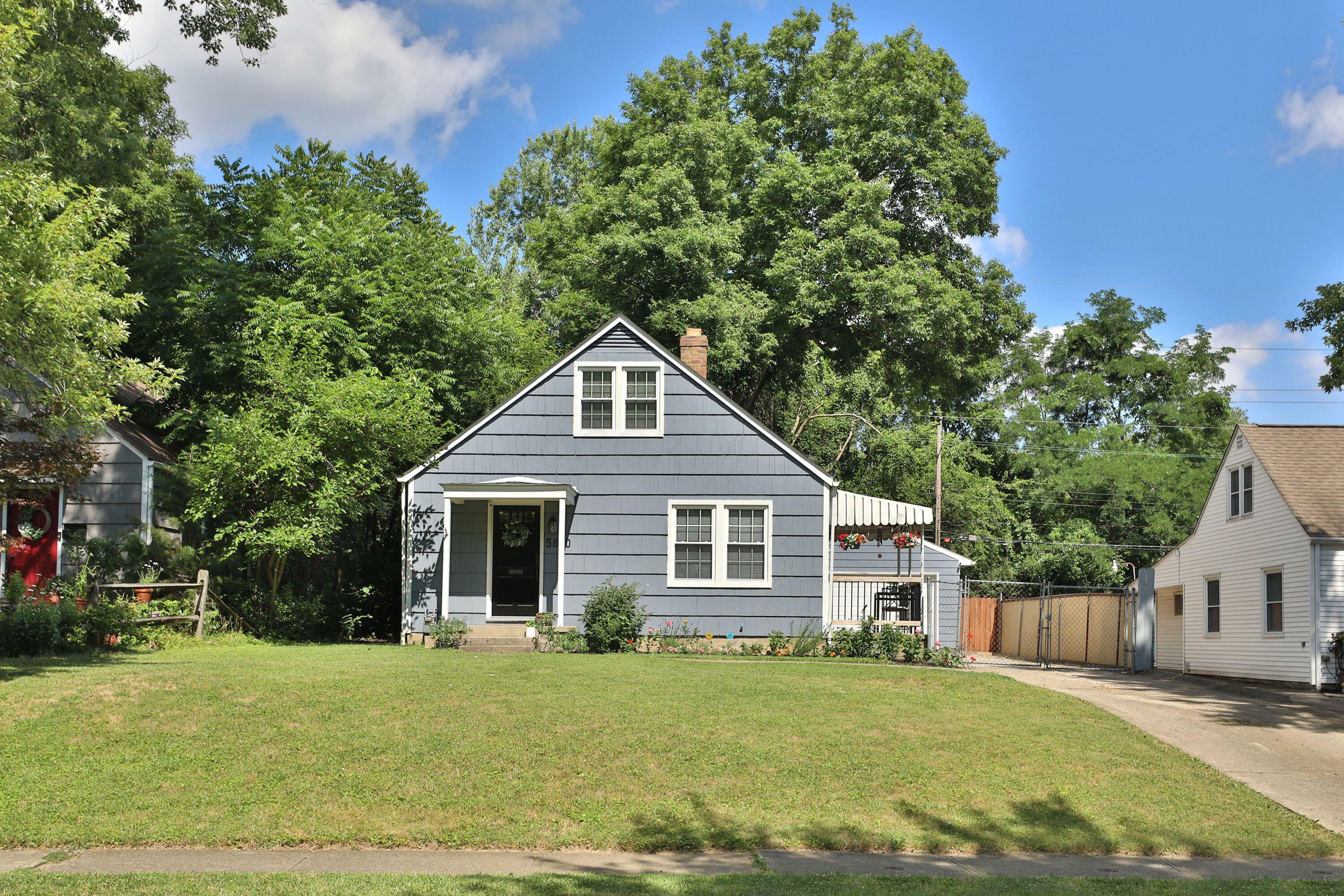 Property Photo: 5690 Indianola Avenue OH 43085