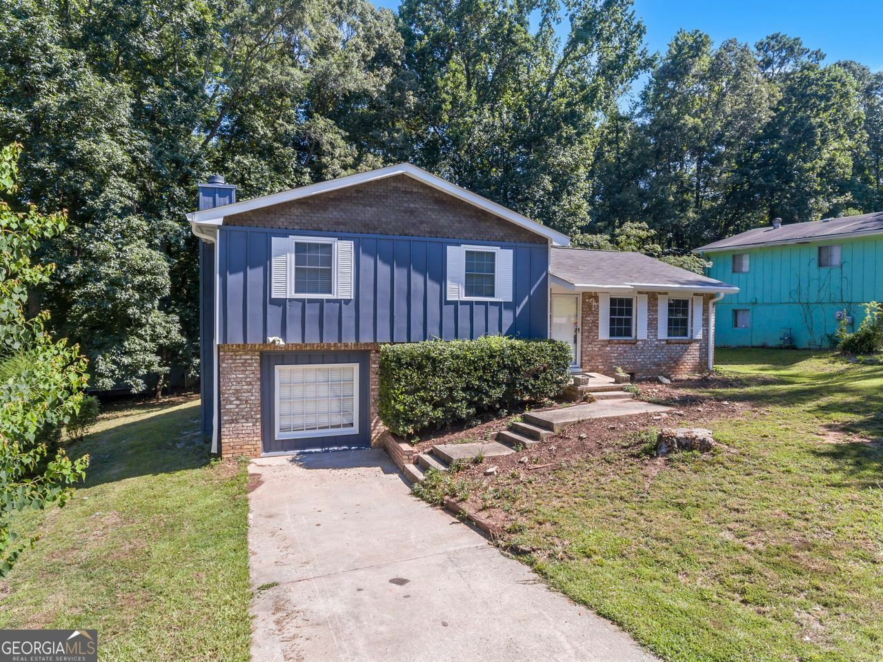 Property Photo:  6611 Cambridge Drive  GA 30273 