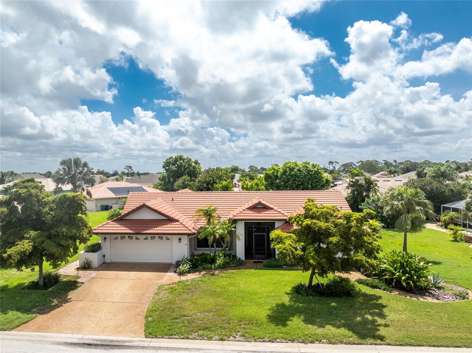 Property Photo: 408 Lemonwood Drive FL 34223