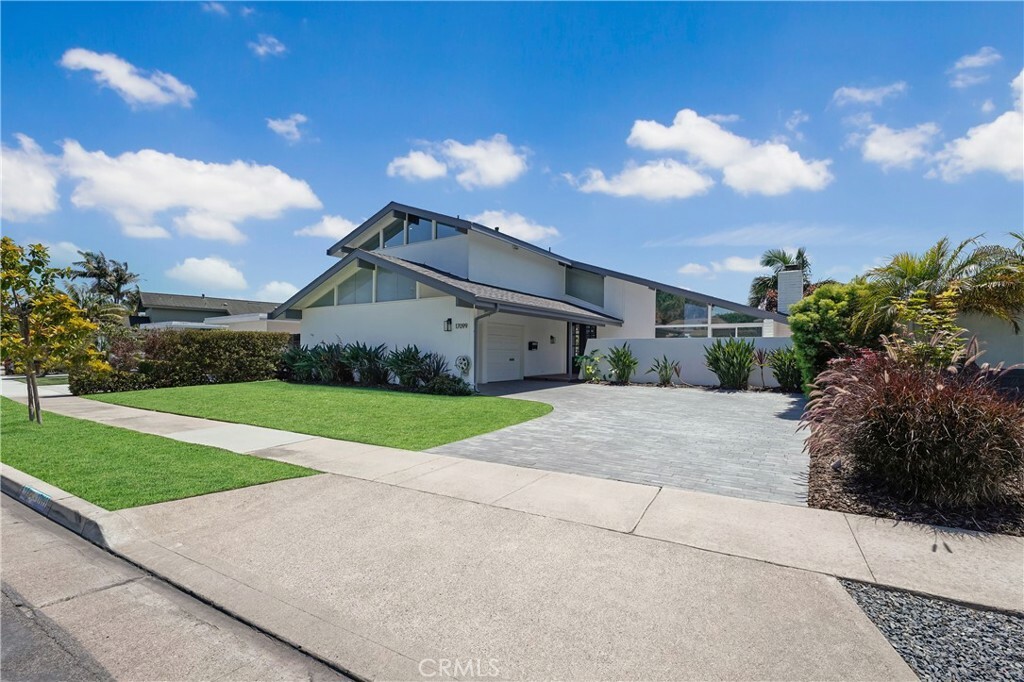 Property Photo:  17099 Westport Drive  CA 92649 