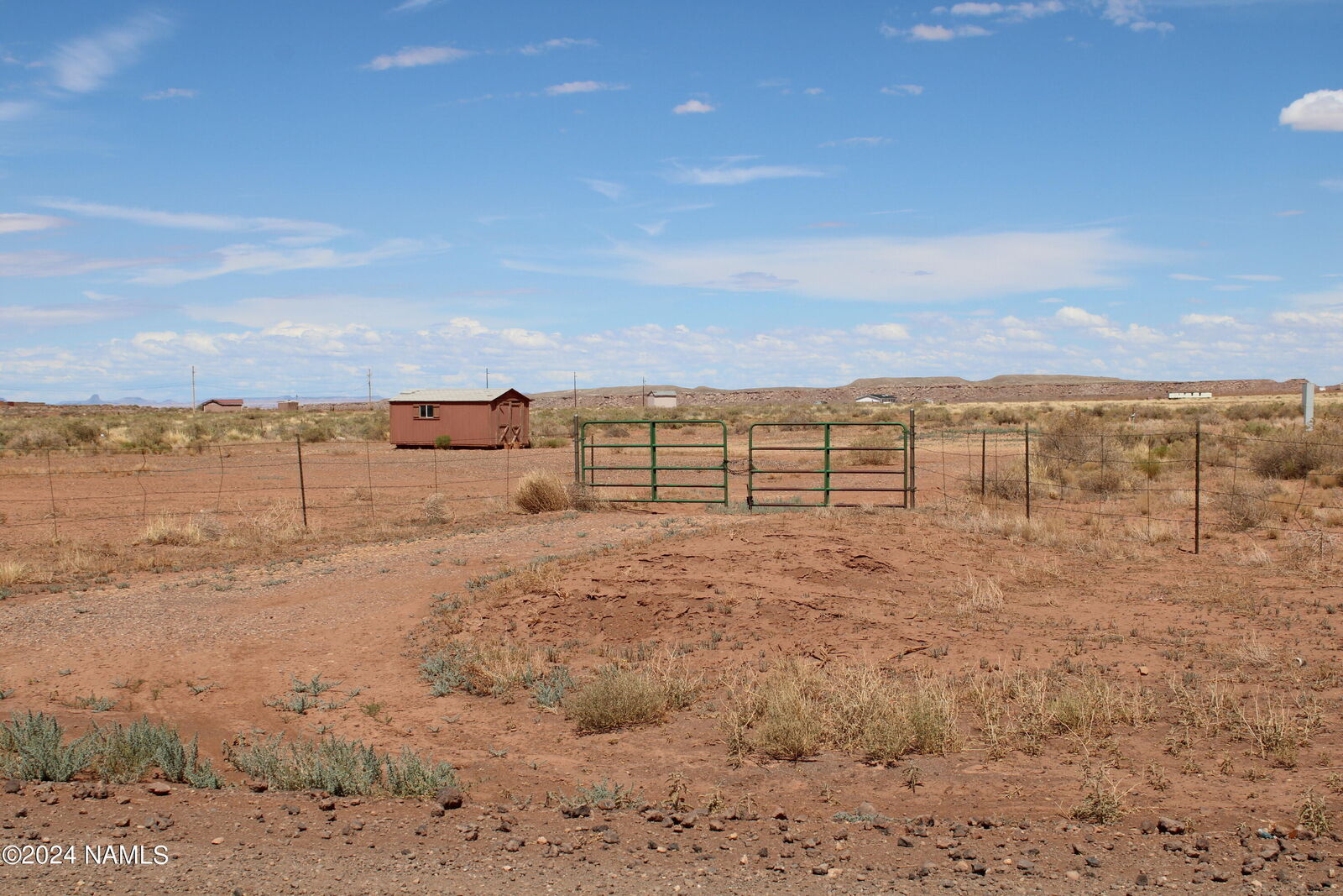 Property Photo:  25 Hunt Road 25  AZ 86047 