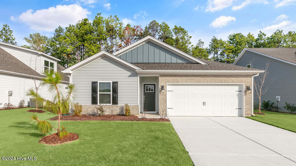Property Photo:  813 Amster Way  NC 28374 