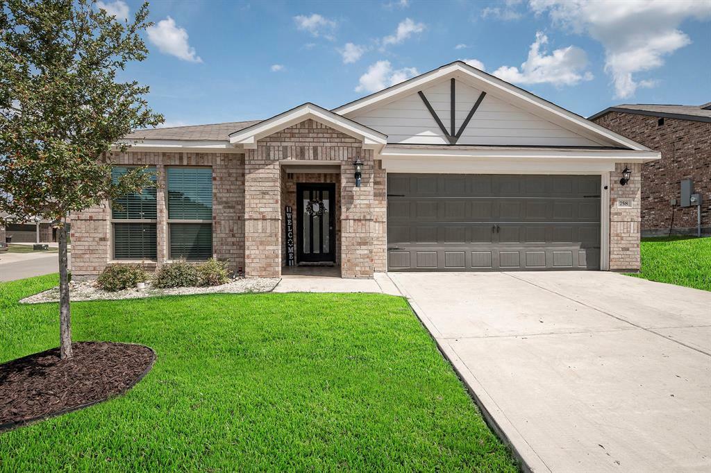 Property Photo:  758 Saratoga Drive  TX 75159 