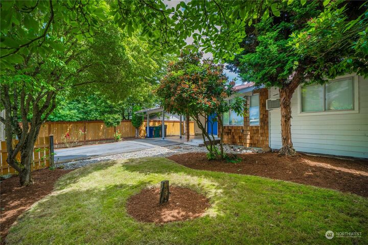 Property Photo:  12828  84th Avenue NE  WA 98034 