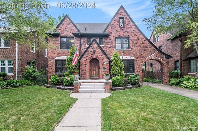 Property Photo: 1210 Grayton Street MI 48230