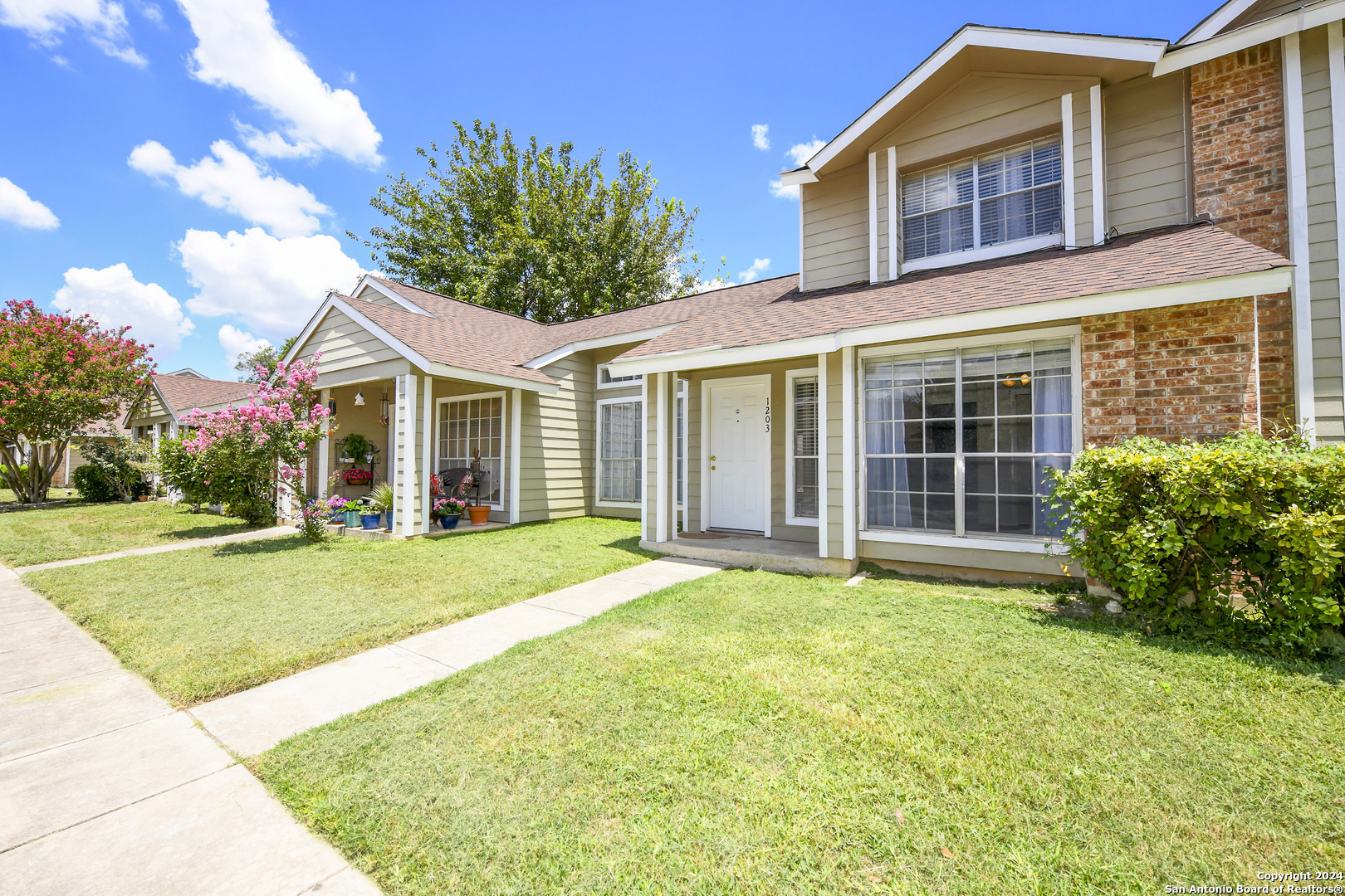 Property Photo:  9140 Timber Path 1203  TX 78250 