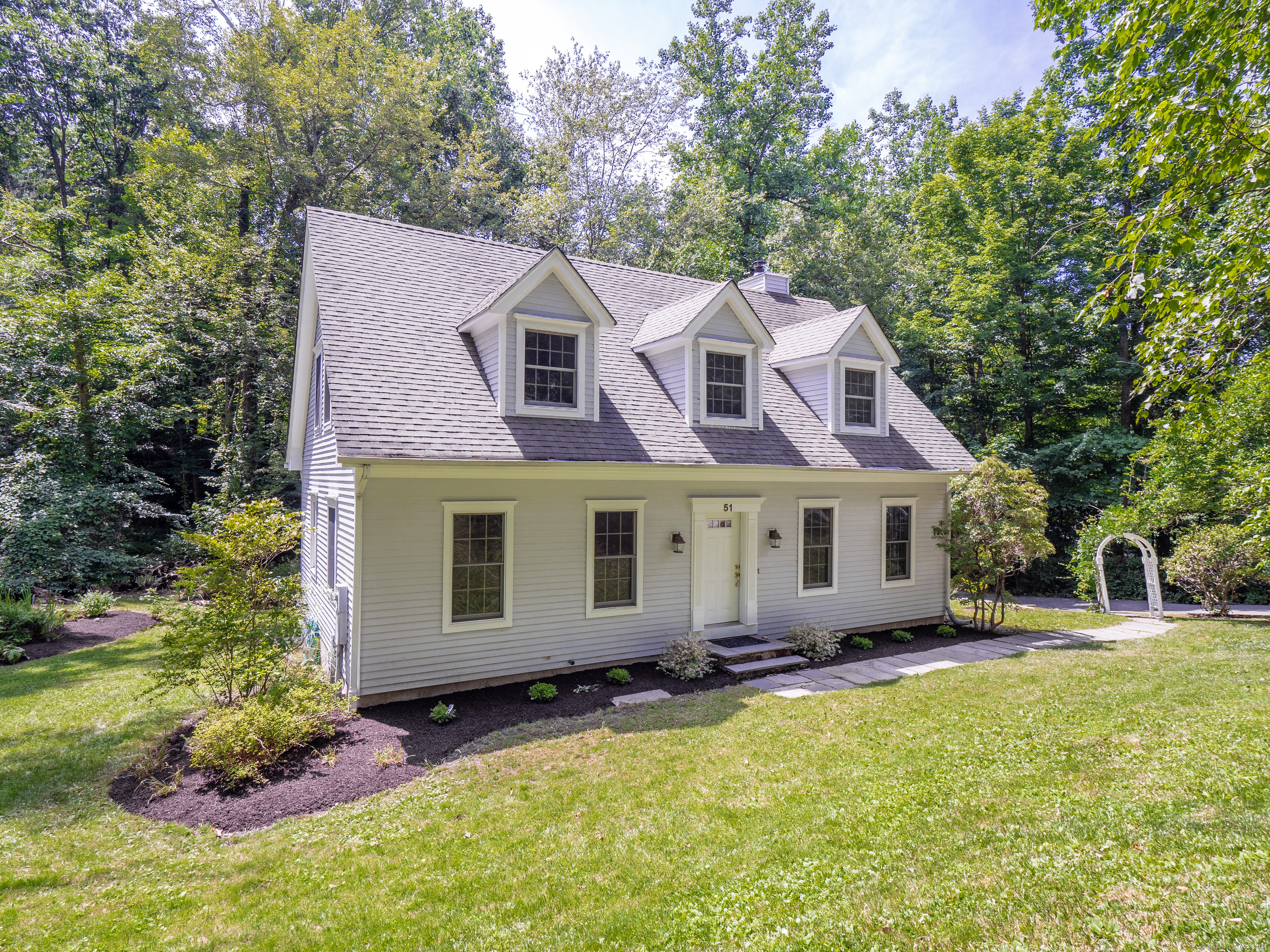 Property Photo:  51 Mamanasco Road  CT 06877 