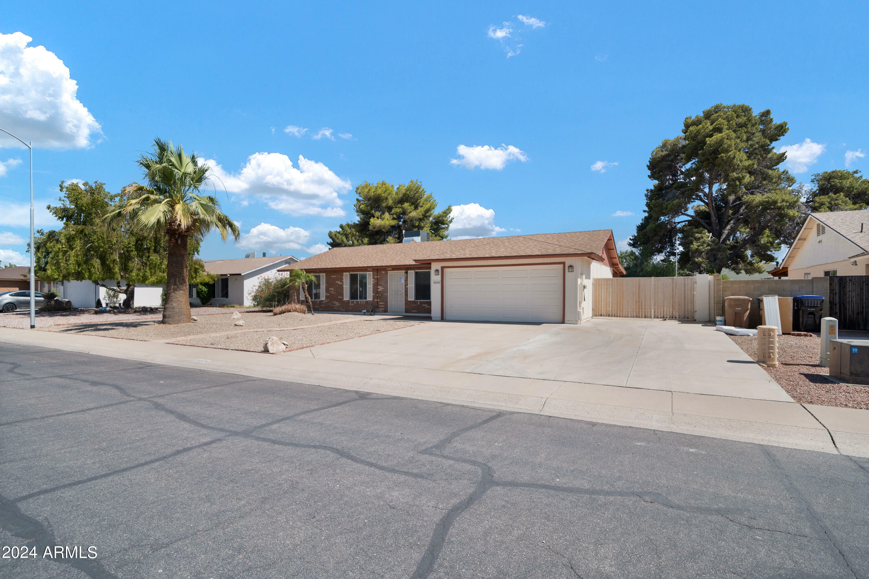 Property Photo:  8009 W Desert Cove Avenue  AZ 85345 