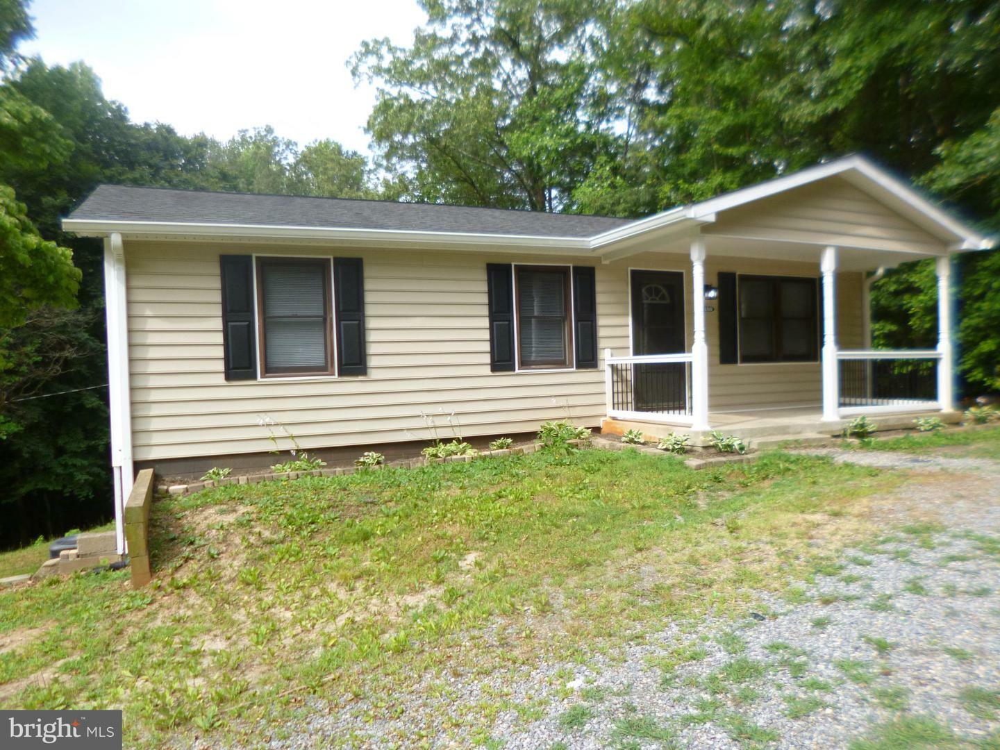 Property Photo:  26480 Country Club Lane  VA 22546 