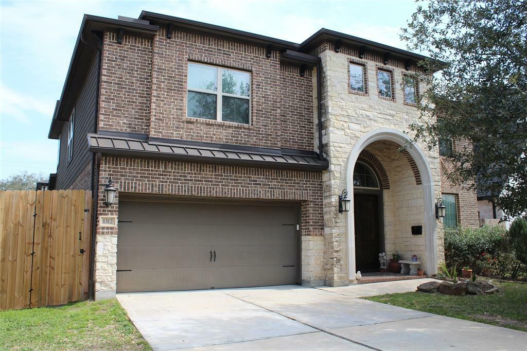 Property Photo:  1312 Aldrich Street  TX 77055 