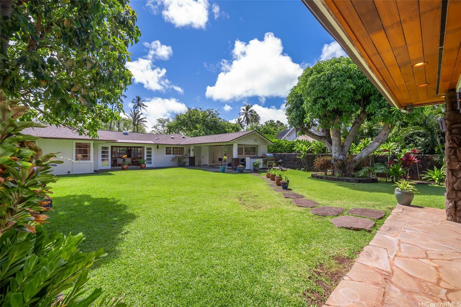 Property Photo:  1116 Kealaolu Avenue  HI 96816 