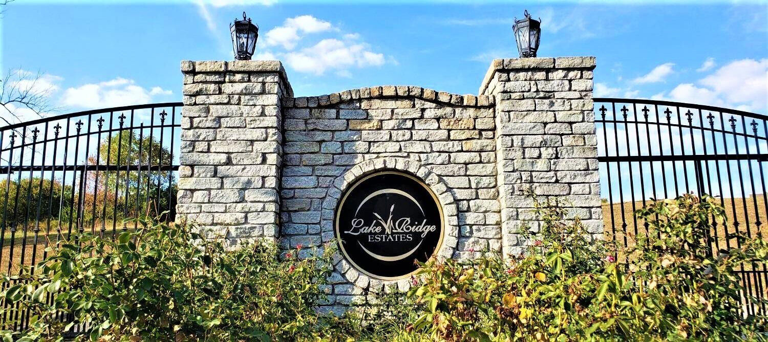 Property Photo:  4134 Equestrian Way Lot19  KY 40475