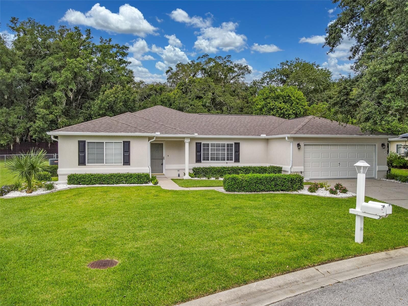 Property Photo: 11633 SW 140th Loop FL 34432
