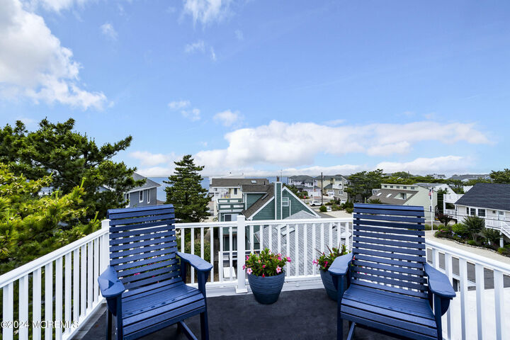 Property Photo:  28 W Jacqueline Avenue  NJ 08008 