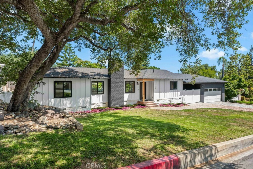 Property Photo:  732 Ridgeside Drive  CA 91016 