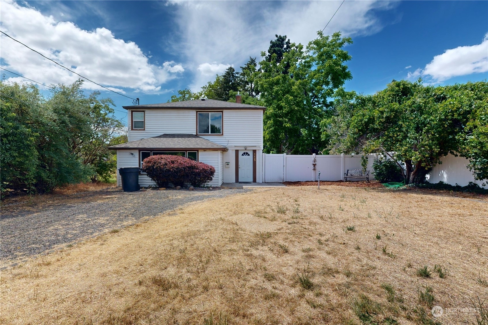 Property Photo:  115 N Roosevelt Street  WA 99362 