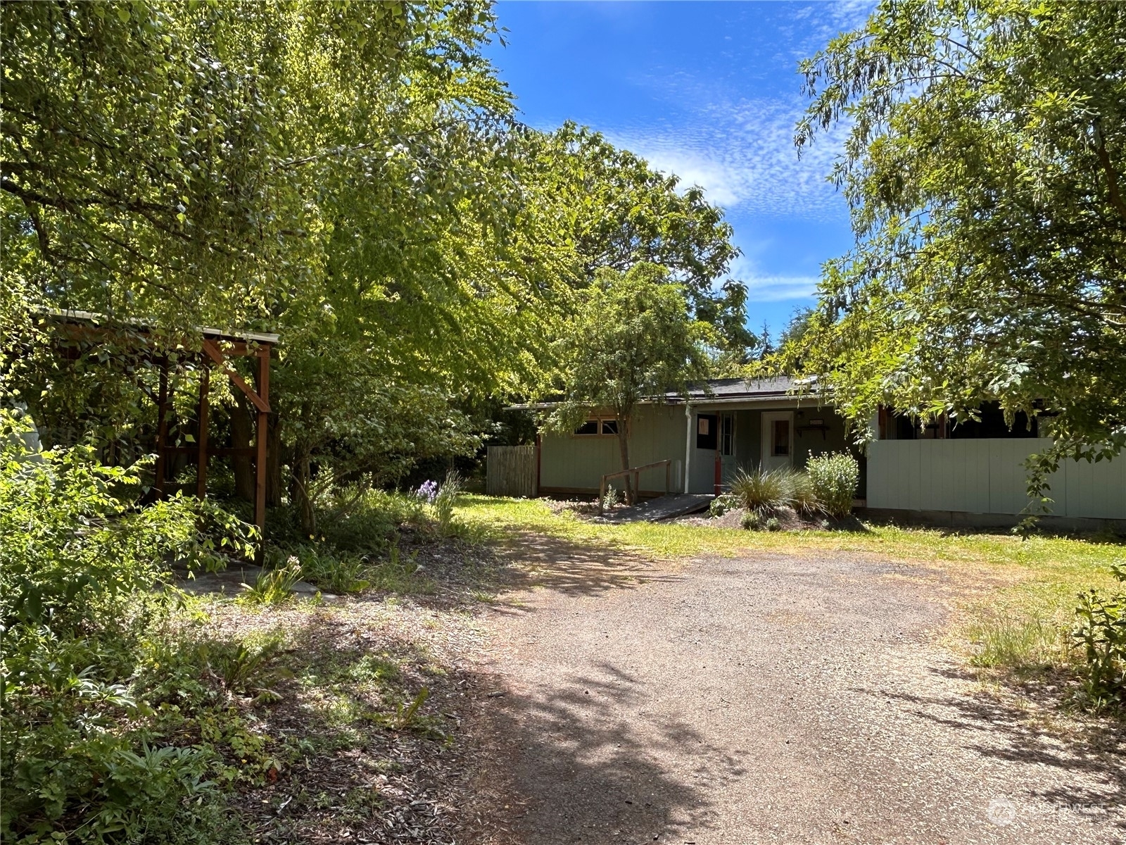 Property Photo:  211 Robbins Road  WA 98382 