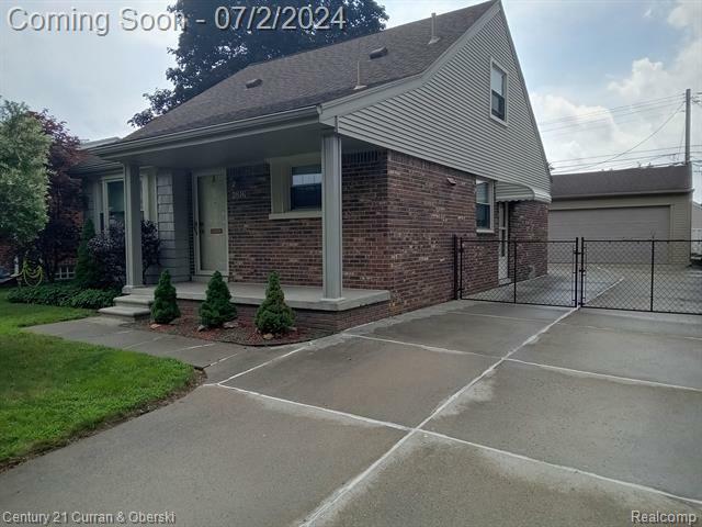 2816 Queen Street  Dearborn MI 48124 photo