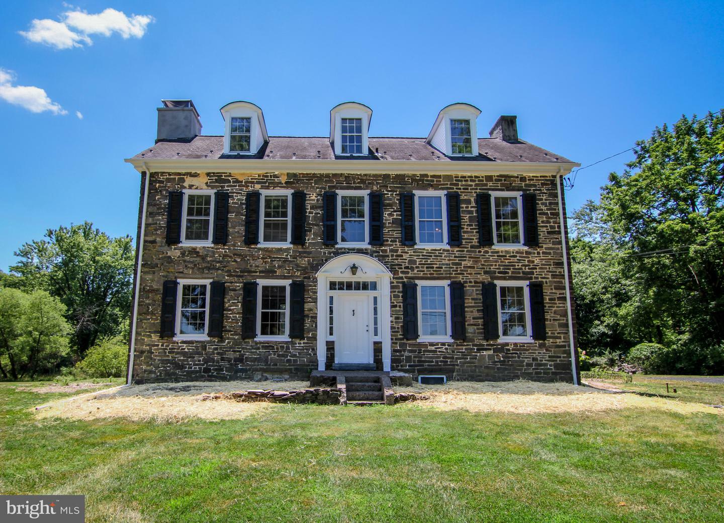 Property Photo: 259 Stoopville Road PA 18940