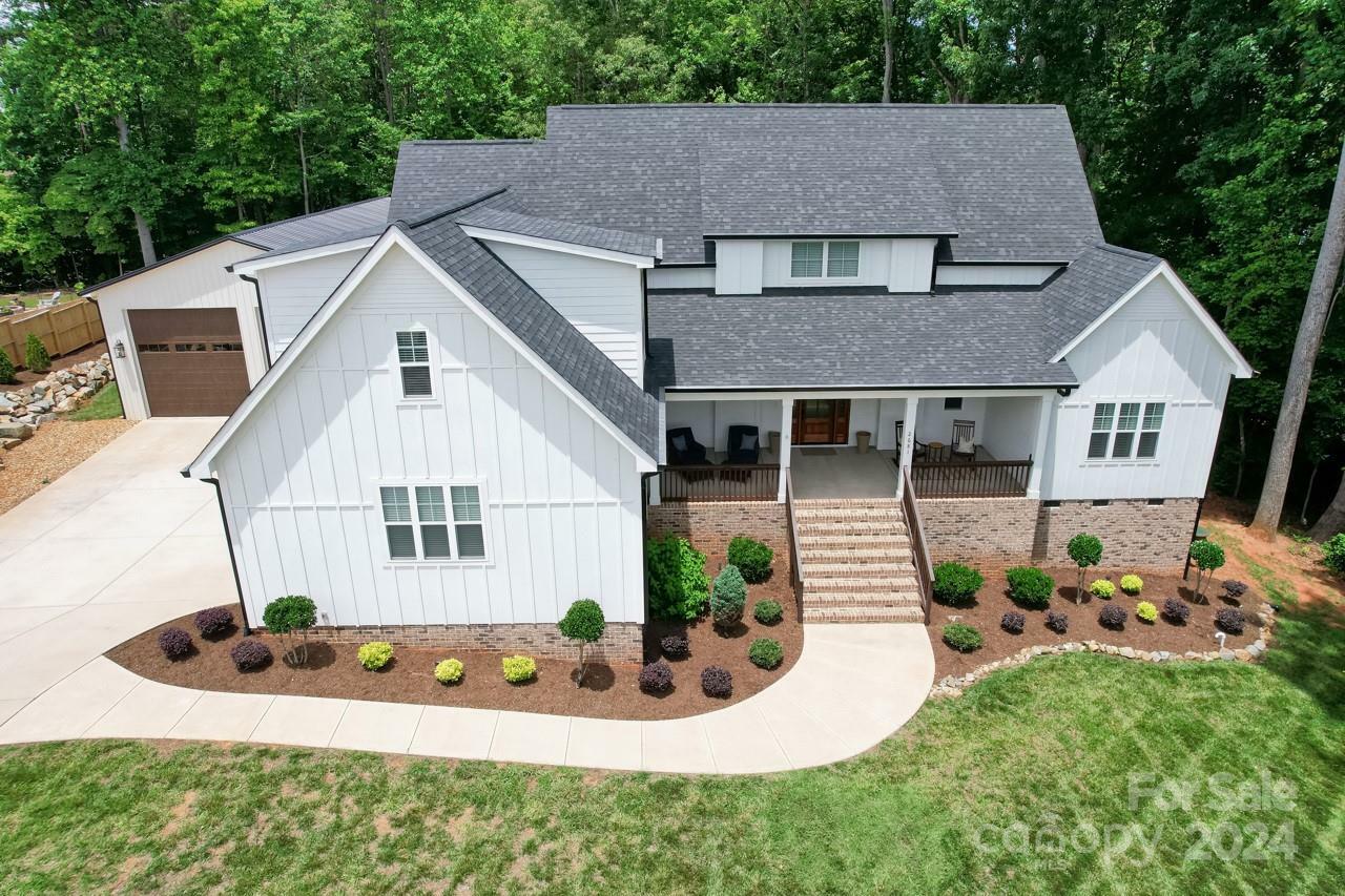 Property Photo: 2681 Canepatch Drive NC 28037