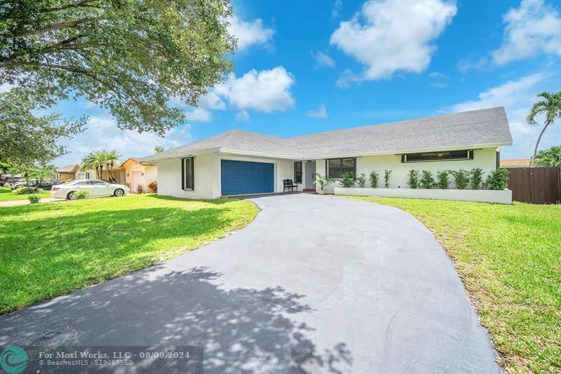 Property Photo: 11500 NW 15th St FL 33026