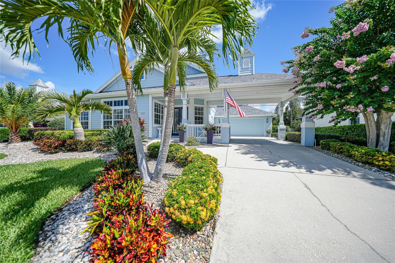 Property Photo:  4739 Pinnacle Drive  FL 34208 