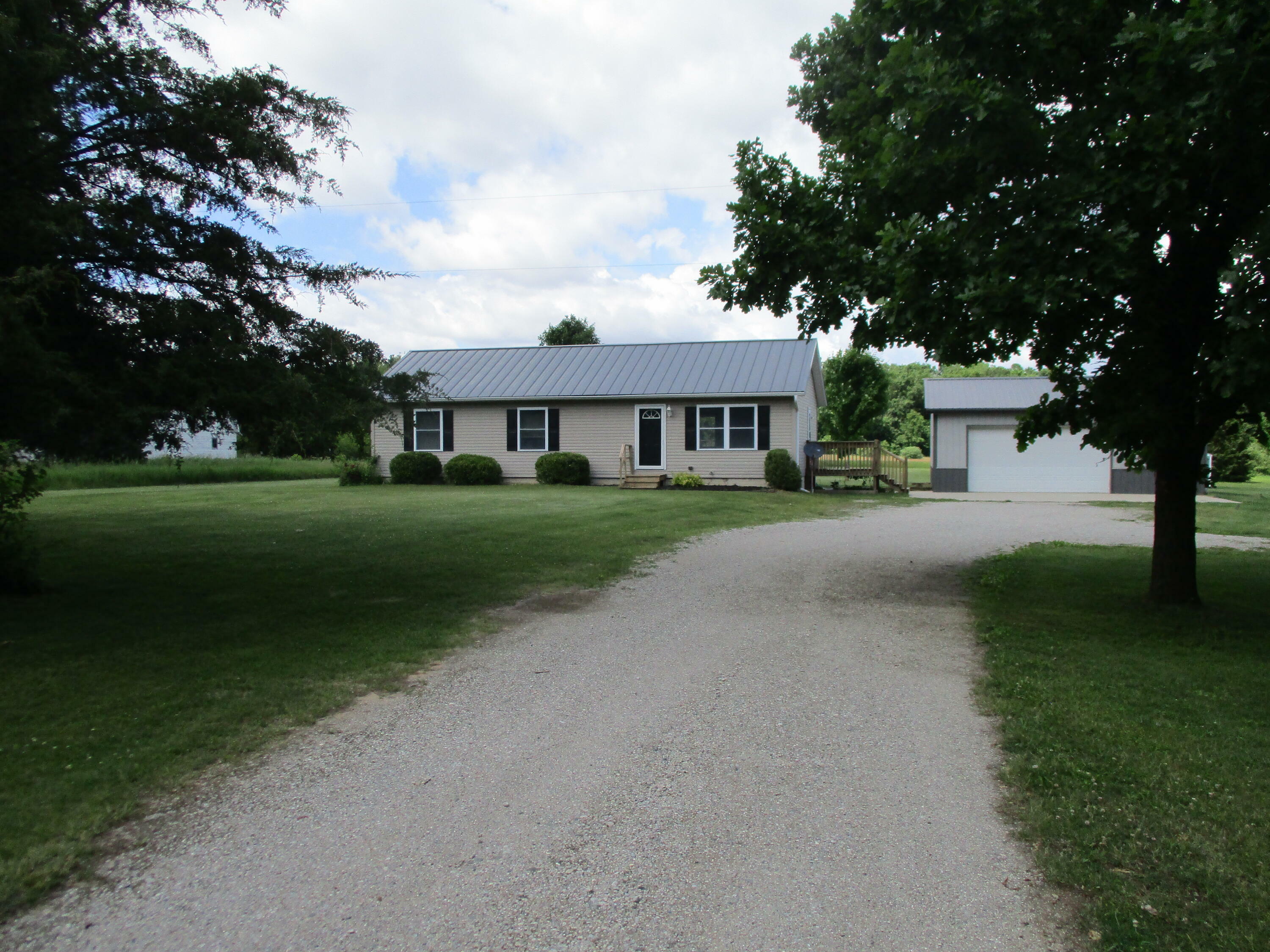 Property Photo:  17140 Moorepark Road  MI 49093 