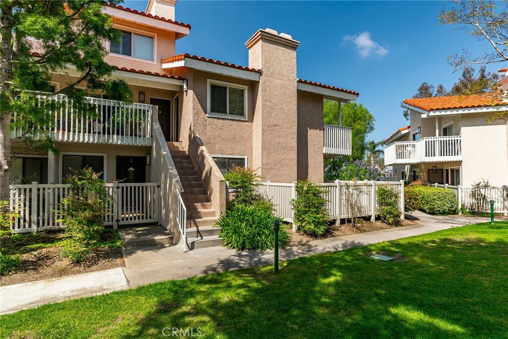Property Photo: 19092 Shoreline Lane 7 CA 92648