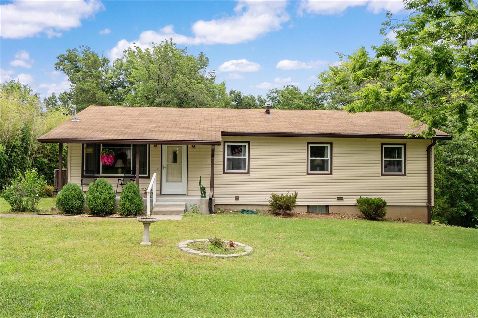 Property Photo: 1668 Elizabeth Drive MO 63010