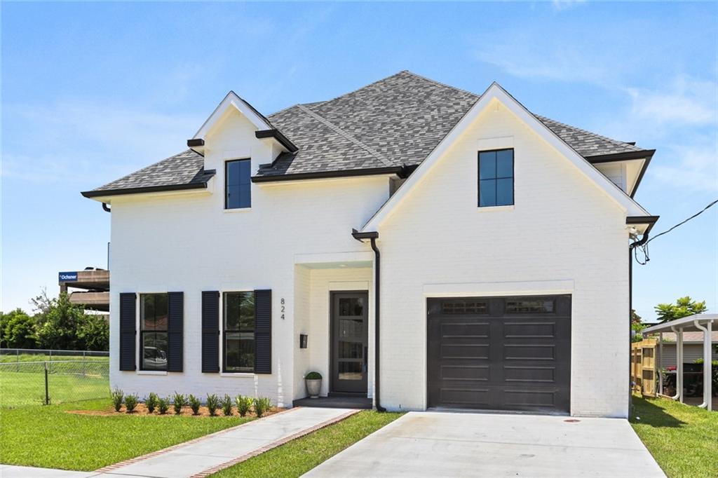 Property Photo: 824 Hesper Avenue LA 70005