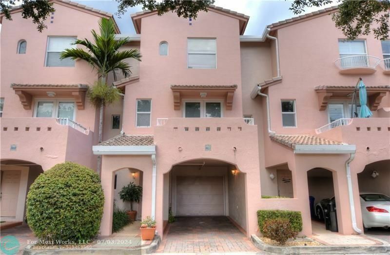 Property Photo:  2005 Ocean Walk Ter 303  FL 33062 