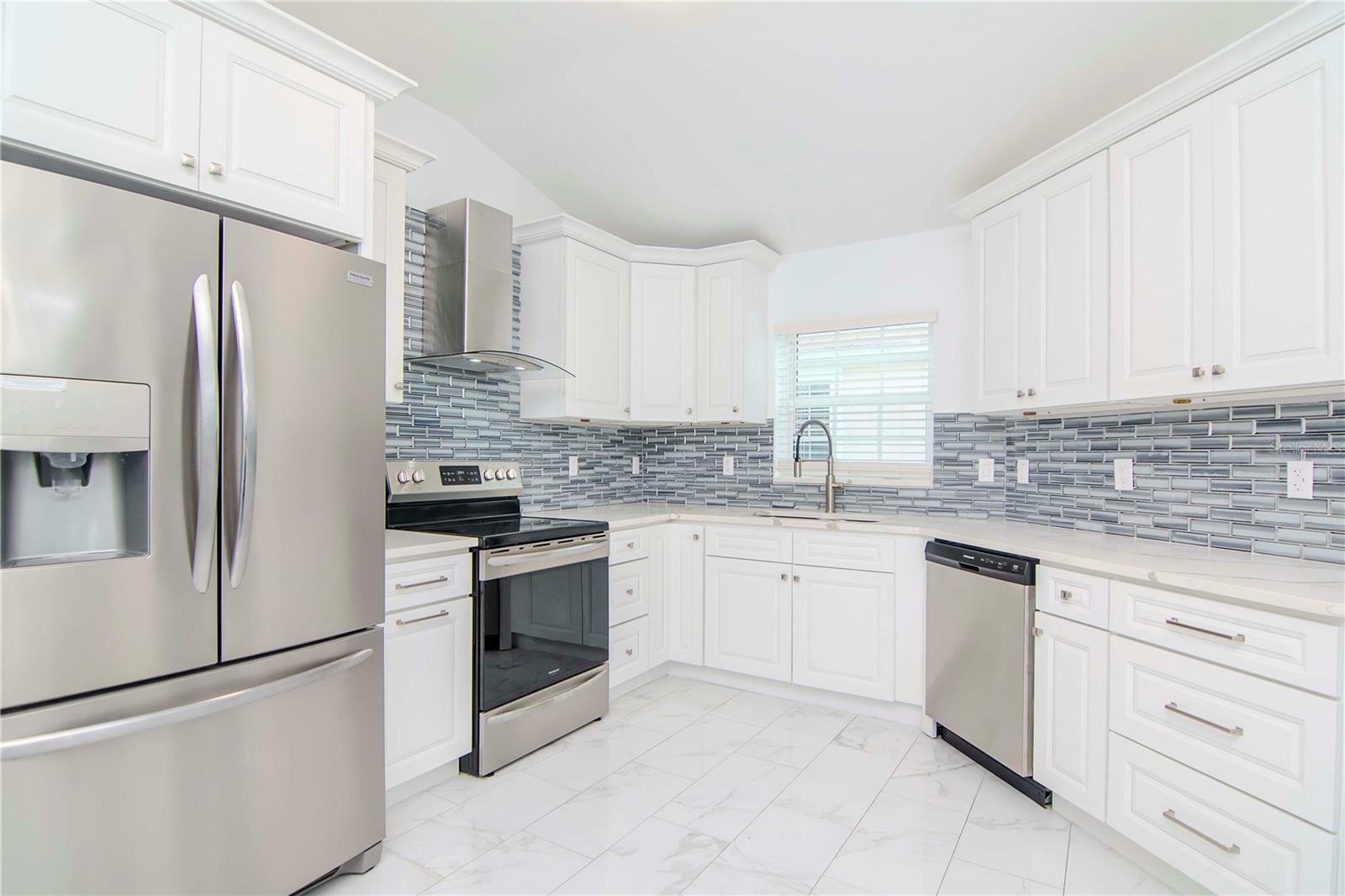 Property Photo:  9087 Southern Charm Circle  FL 34613 