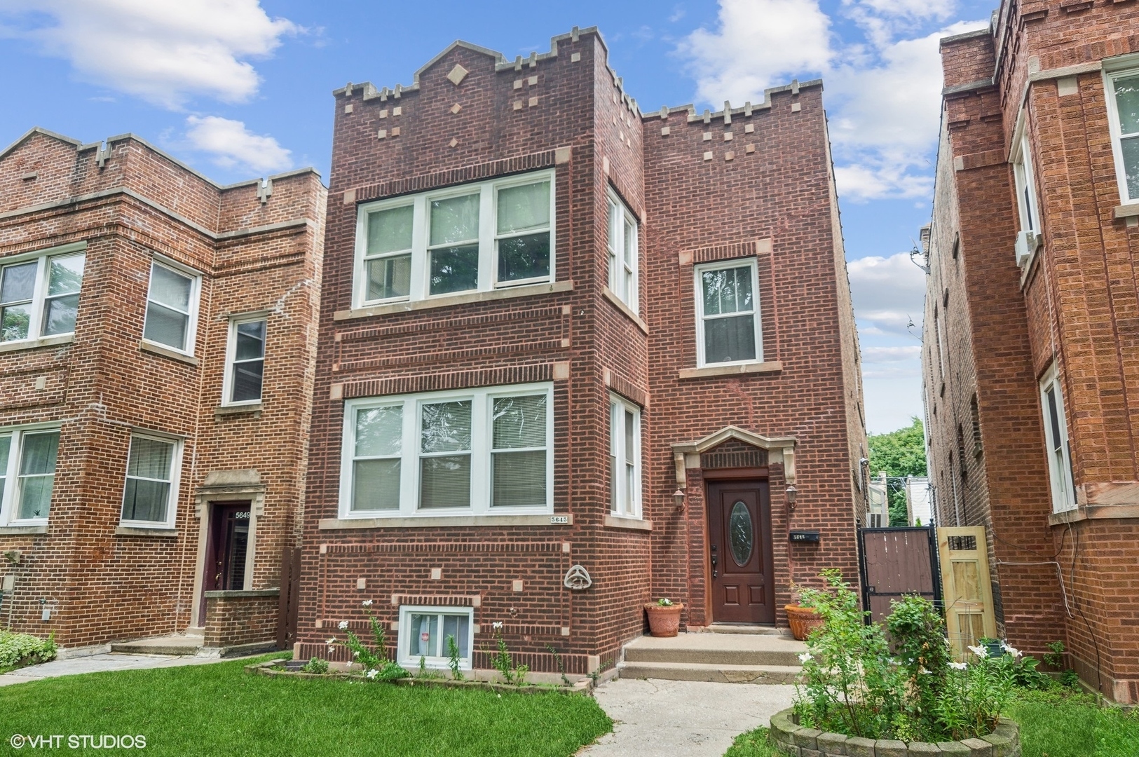 Property Photo:  5645 N Talman Avenue  IL 60659 