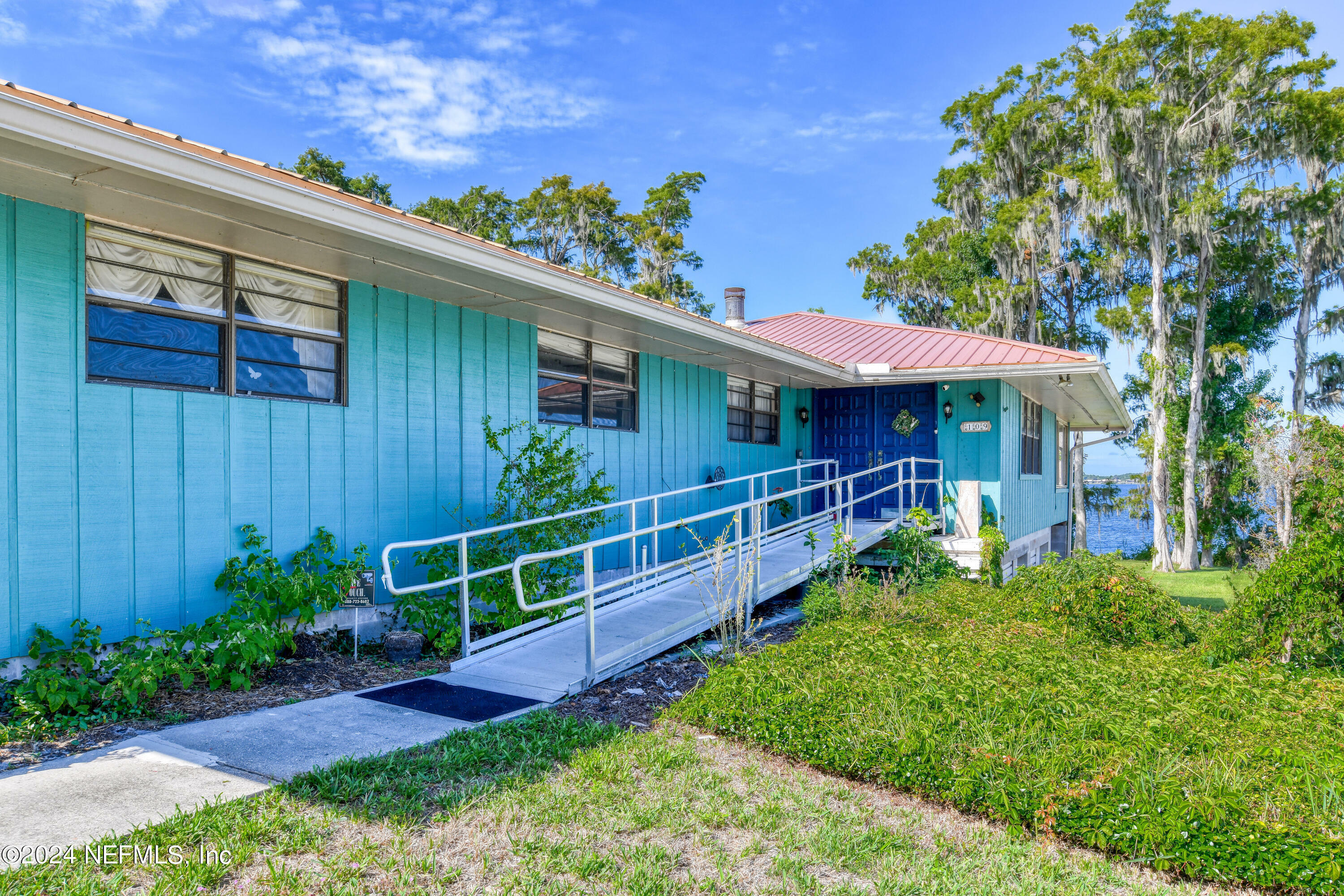 Property Photo:  109 St Johns Boulevard  FL 32131 