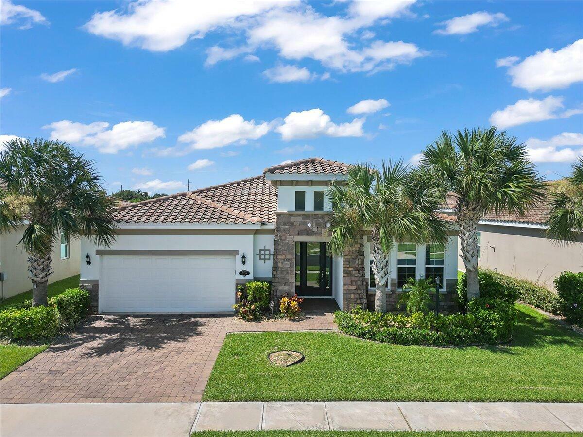 Property Photo:  3920 Poseidon Way  FL 32903 