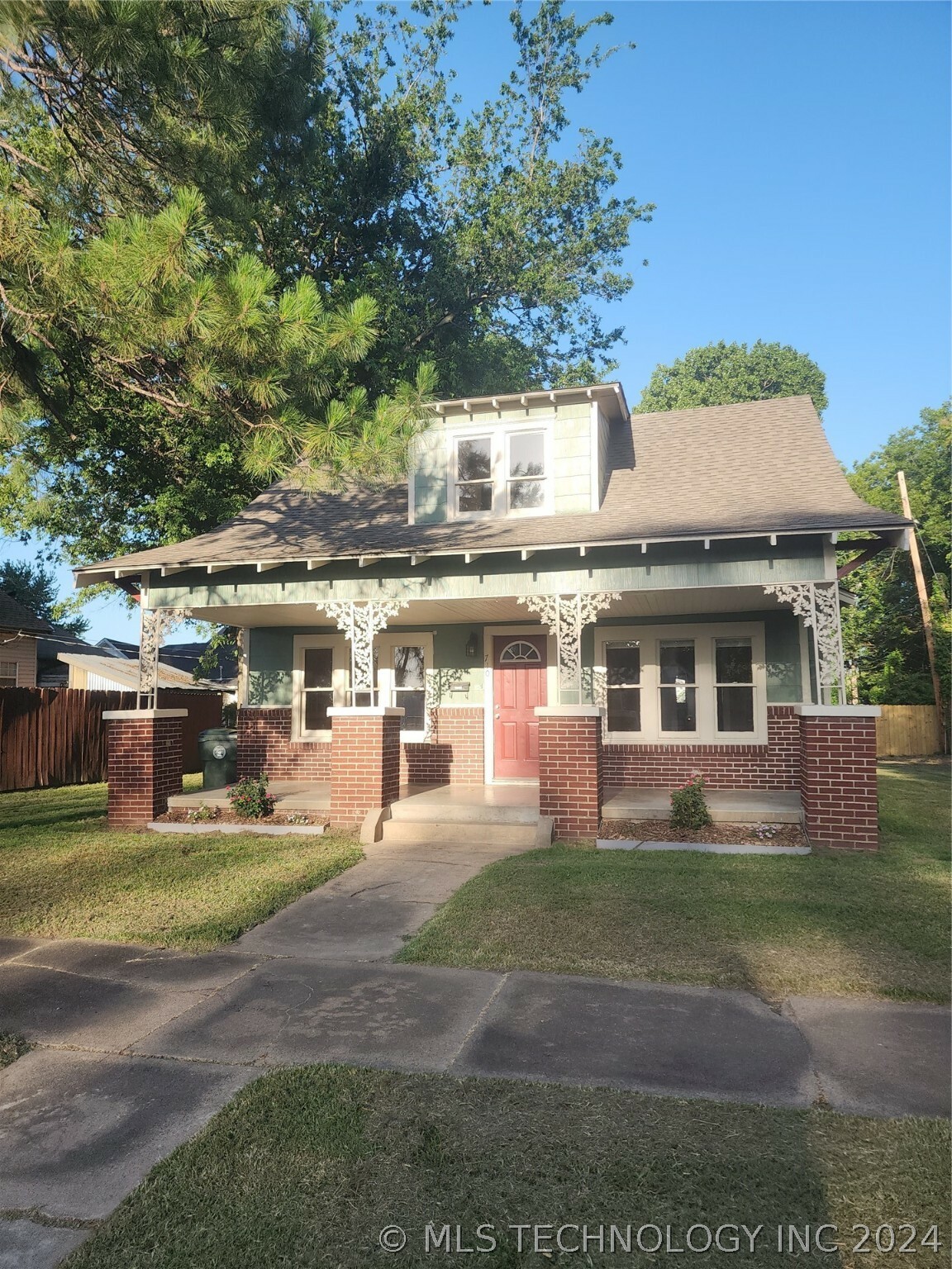 Property Photo:  710 N G Street  OK 74403 