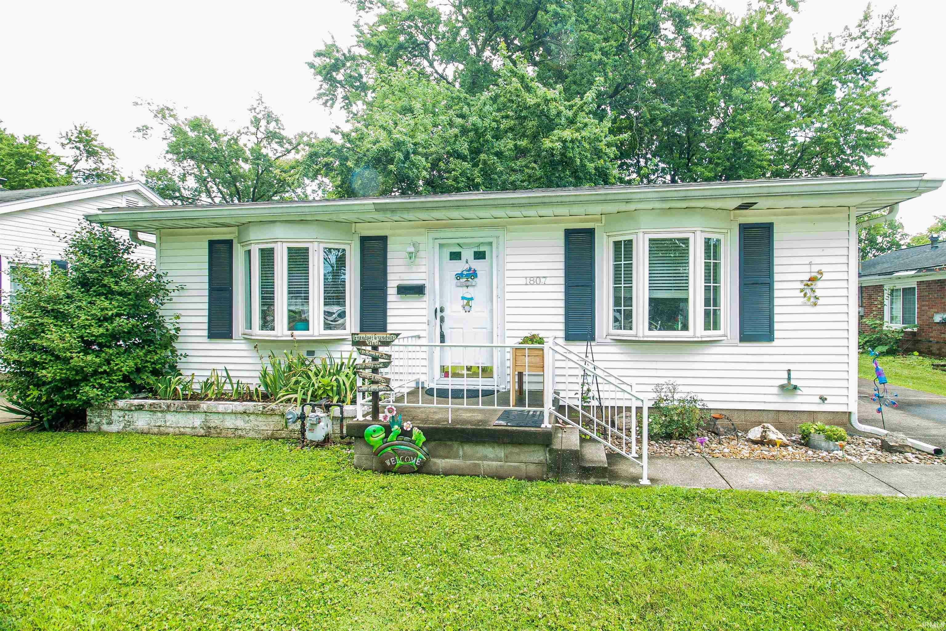 Property Photo:  1807 N St. James Boulevard  IN 47711 