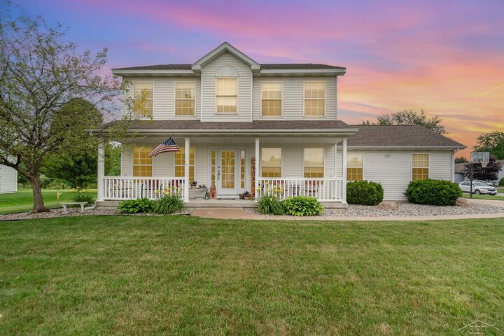 4062 W Crossings  Saginaw MI 48603 photo