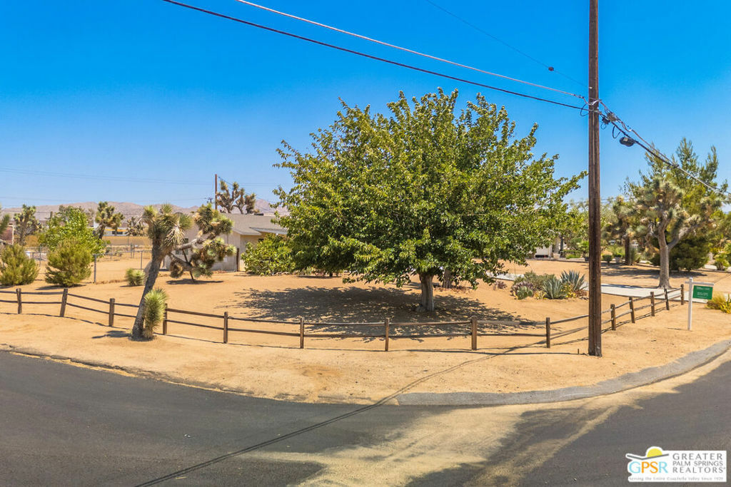 Property Photo:  7221 Rubidoux Avenue  CA 92284 