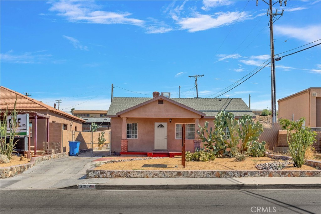 Property Photo:  312 E Buena Vista Street  CA 92311 