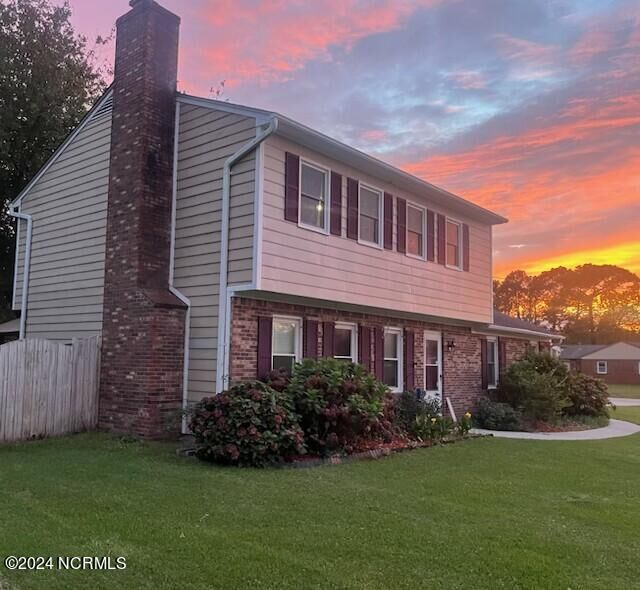Property Photo: 703 James Drive NC 28570