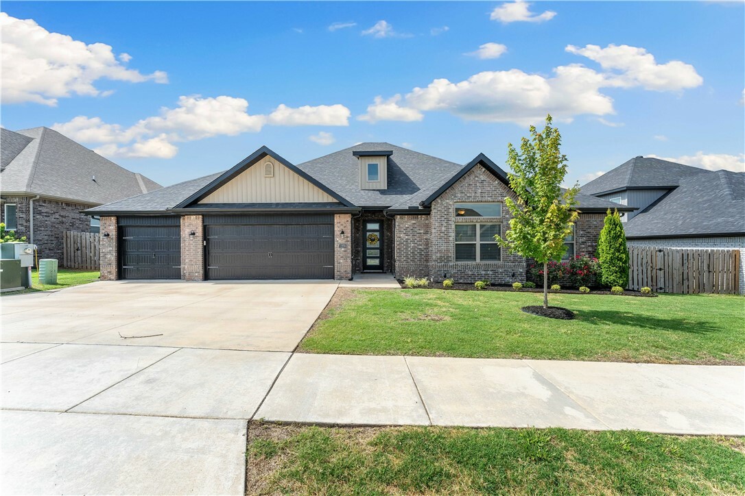 1270 Elizabeth Loop  Bentonville AR 72713 photo