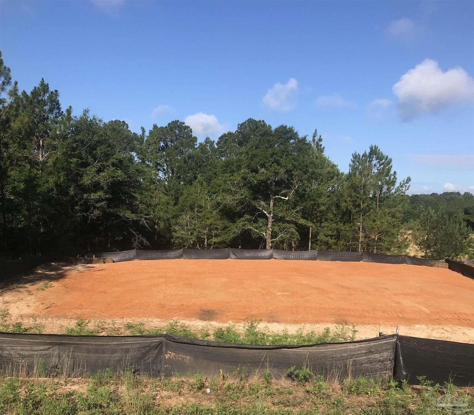Property Photo:  5878 Saratoga Dr  FL 32536 