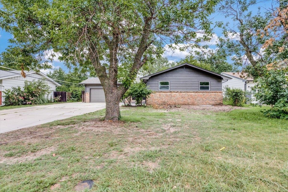 Property Photo: 2666 N Pershing KS 67220-2564
