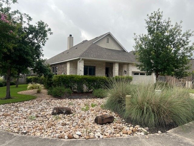 Property Photo:  146 Pincea Place  TX 78666 