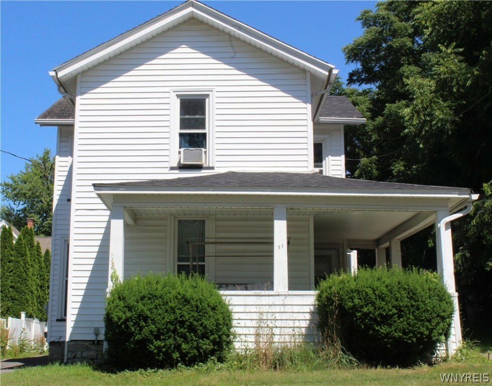 Property Photo:  11 Marshall Street  NY 14001 