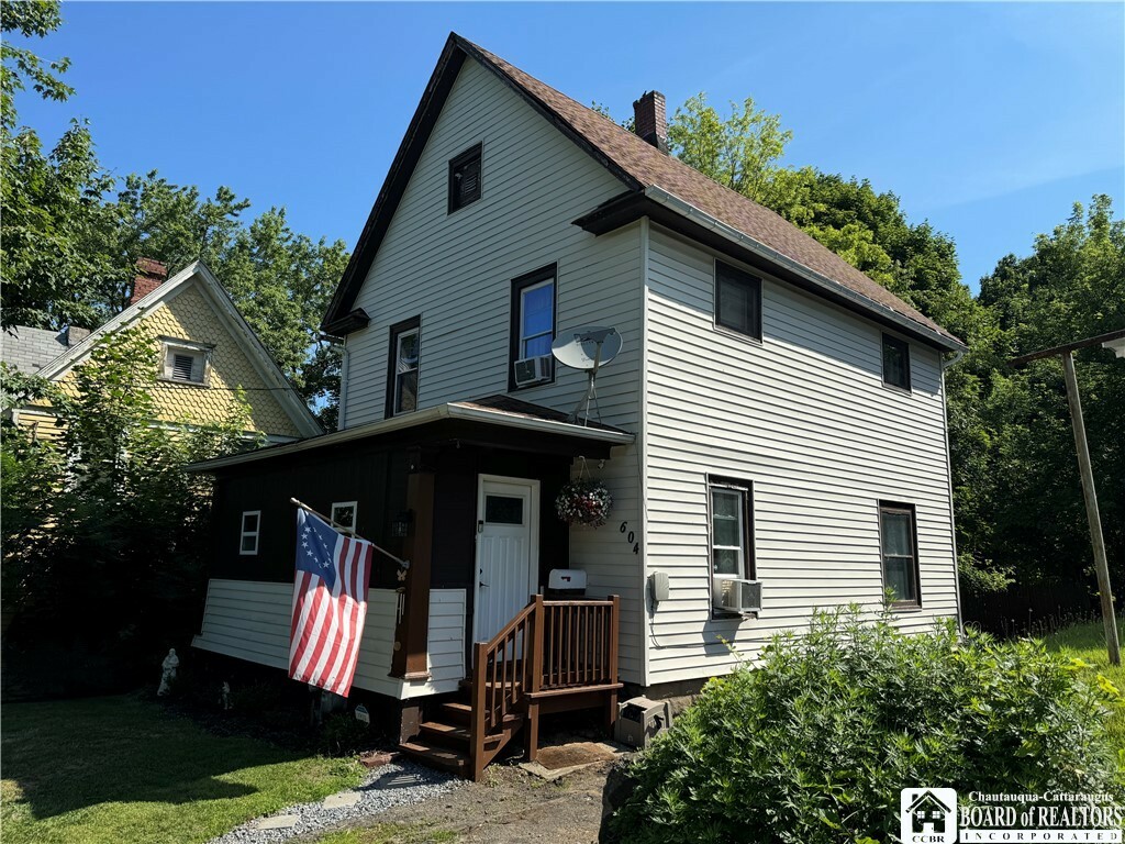 Property Photo:  604 Murray Avenue  NY 14701 