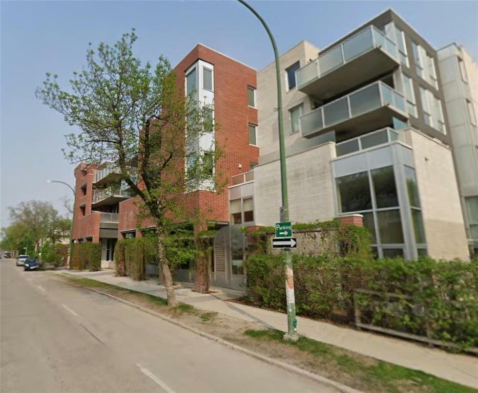 Photo de la propriété:  374 River Avenue  MB R3L 0E4 