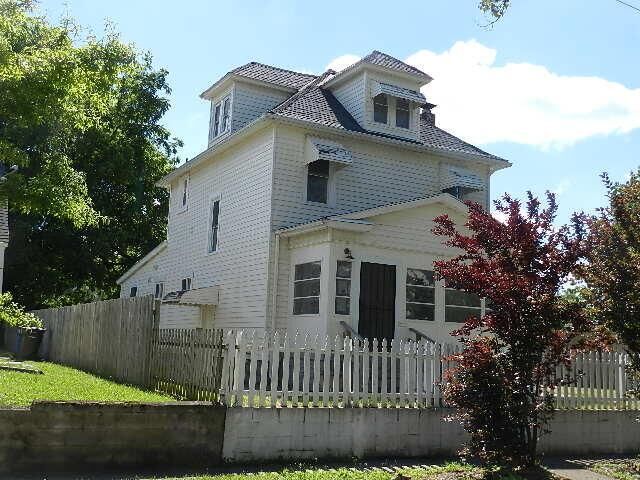 Property Photo:  146 S Wheatland Avenue  OH 43204 