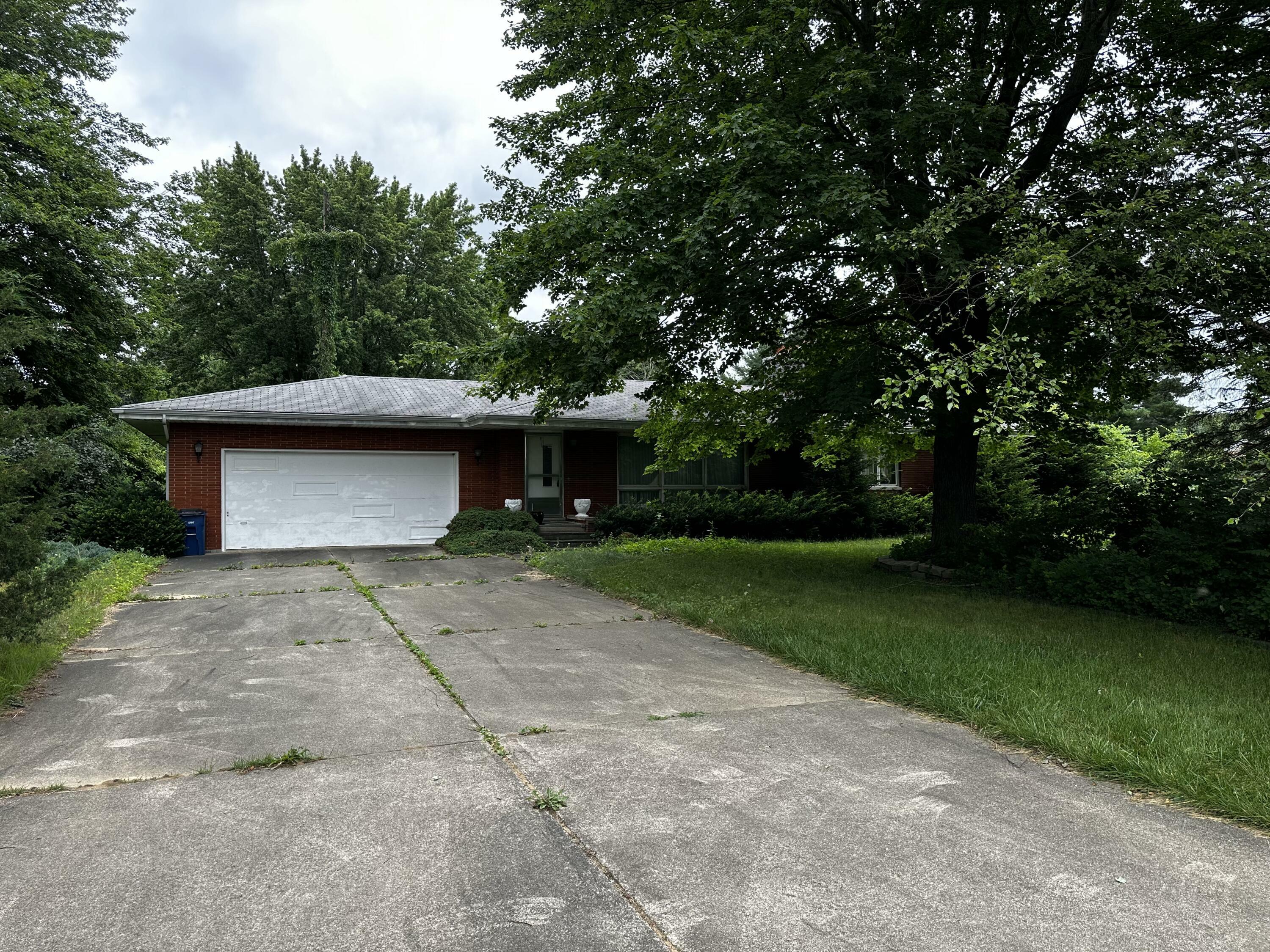 Property Photo: 7825 W 400 IN 46360